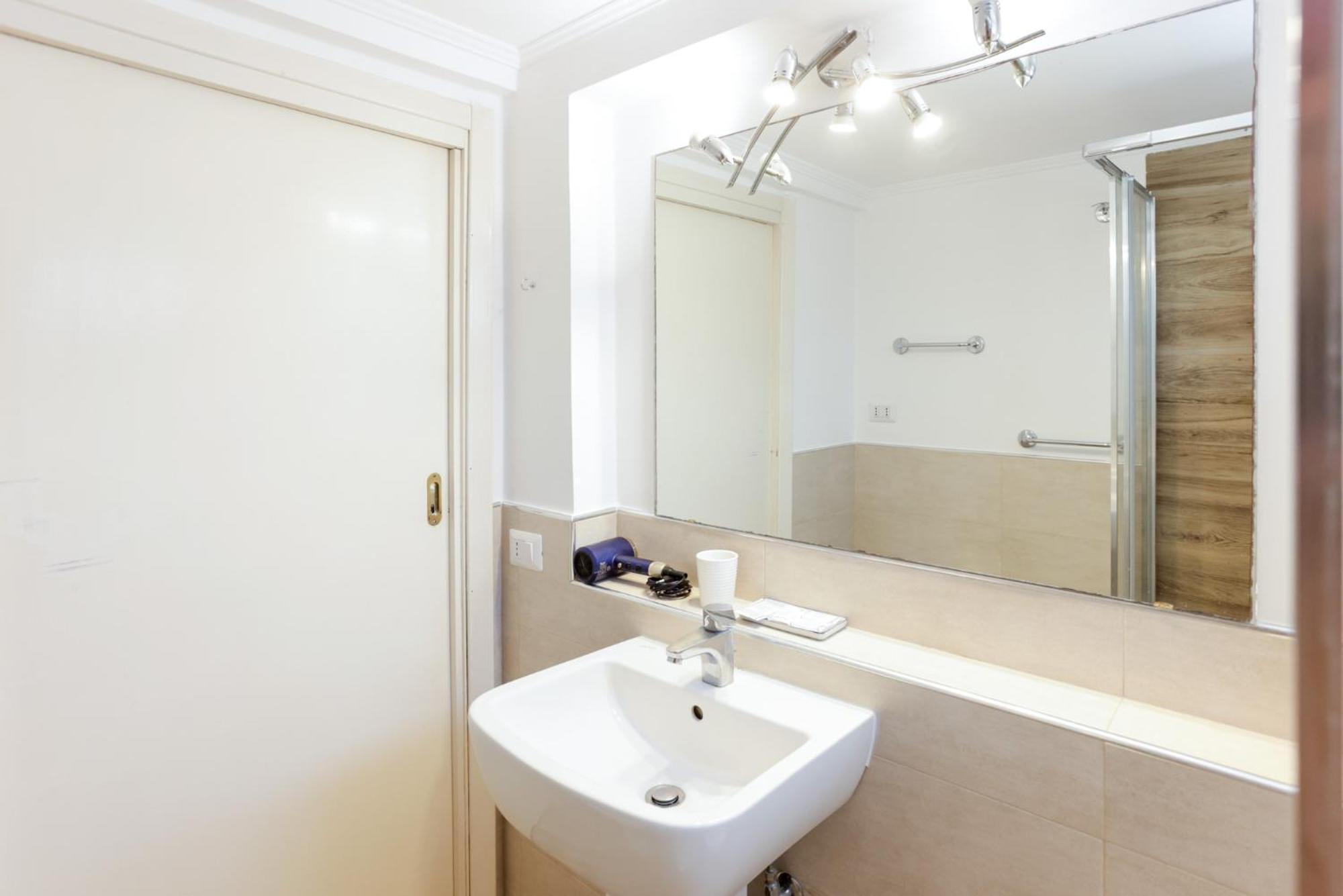 Galiani 20 Appartement Napels Buitenkant foto